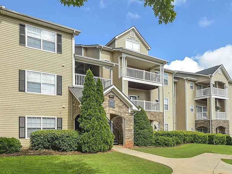 Walden Brook Apartments — Photo 3