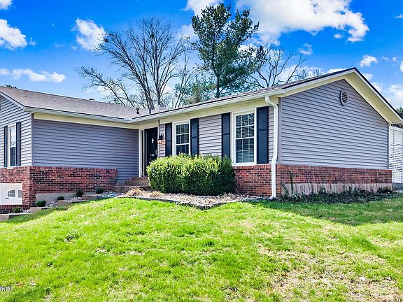 3rd image of 1206 Burnt Hill Rd