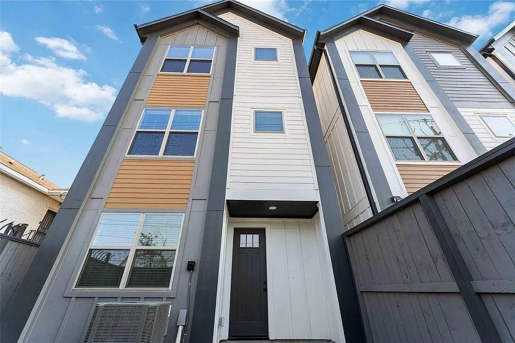 3 bed, 3.5 bath, 1822 sqft, $2,650 — Photo 1