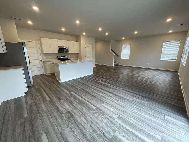 3117 Lyman Ridge Rd — Photo 7