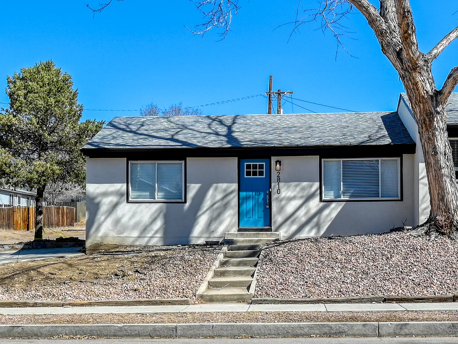 2 bed, 900 sqft, $1,600 — Photo 1