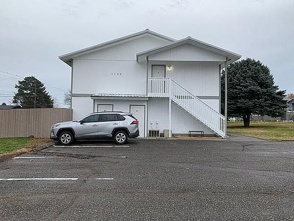 2 off street parking/unit