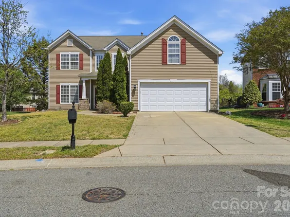 10222 Kelso Ct, Charlotte, NC 28278