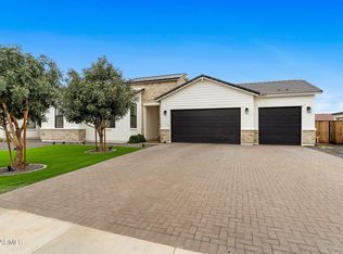 1294 E La Fortuna Ct, San Tan Valley, AZ 85140