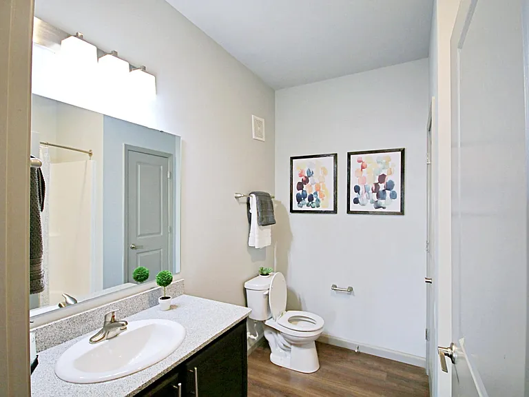Mosaic Apartments — Photo 31