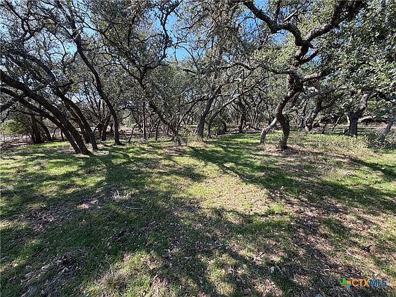 2nd image of 2883 Wegner Rd