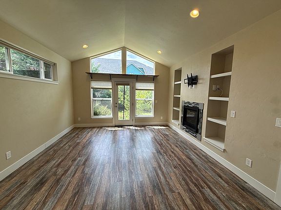 2nd image of 20747 NE Angora Ct