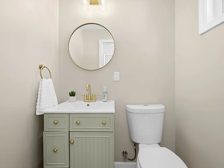 624 Orchard Hill Dr — Photo 30
