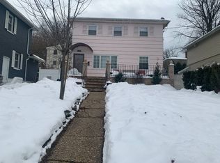 1050 Victory Blvd, Staten Island, NY 10301