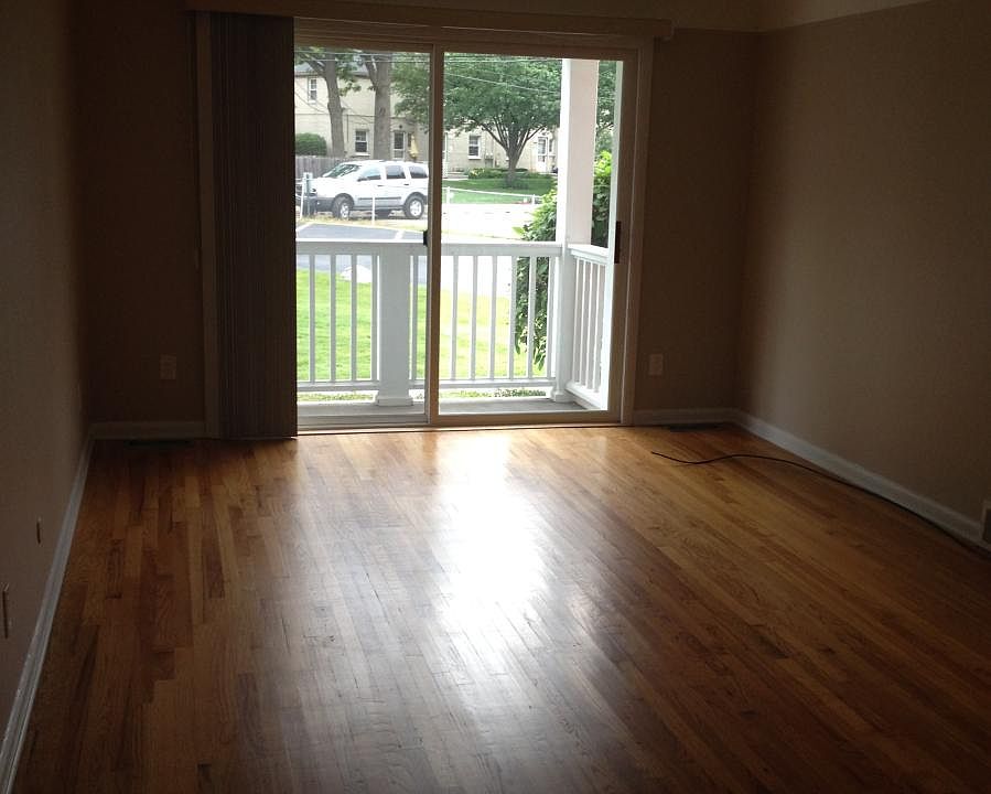 1st image of 475 N Eton St