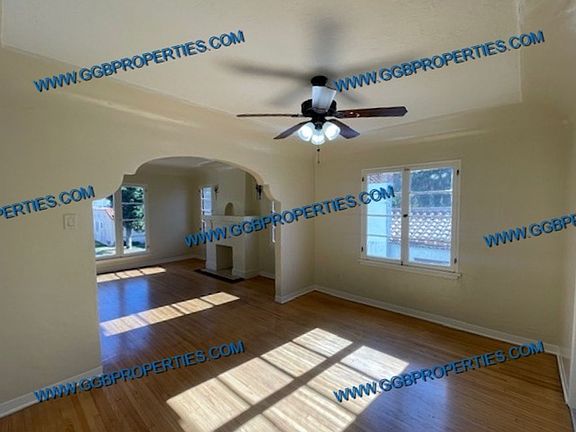 5th image of 2209-2211 N Eucalyptus Ave