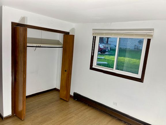 5th image of 798 Pleasant Dr APT 3