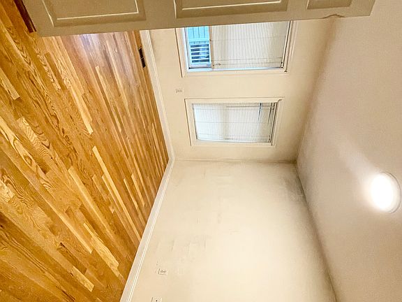 4th image of 128 Hillside St #2