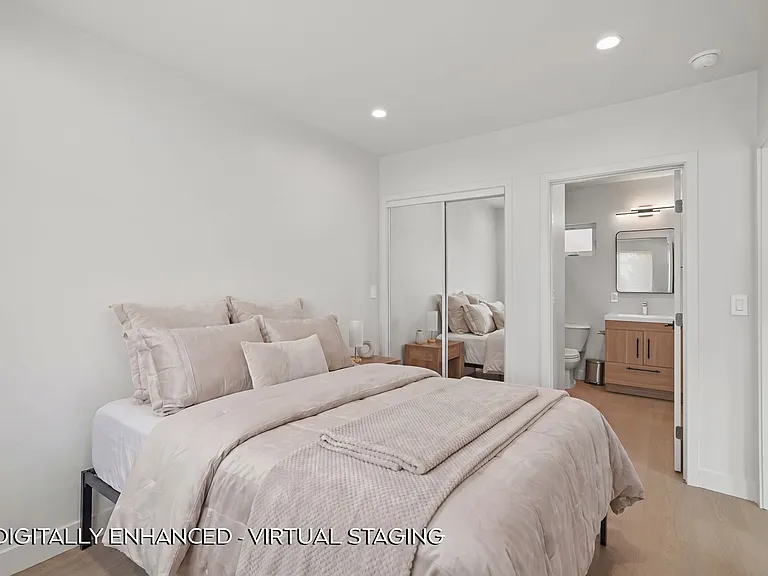 6641 Dannyboyar Ave — Photo 12