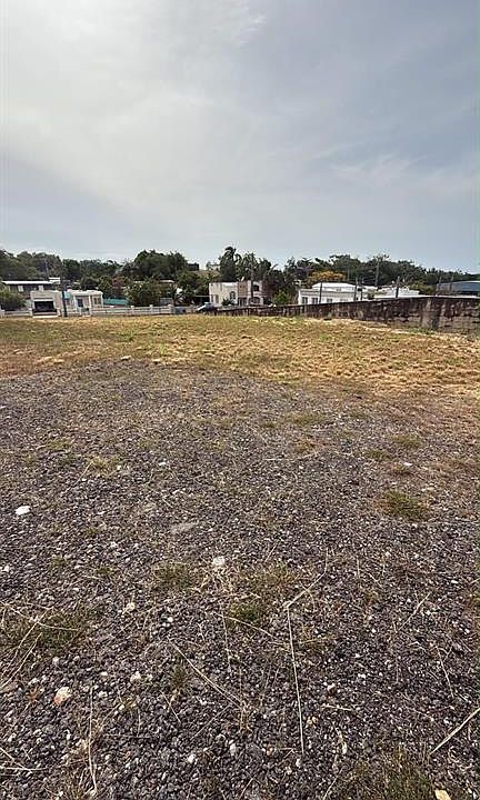 1st image of CARR 637 BO MIRAFLORES SECTOR BIAFARA