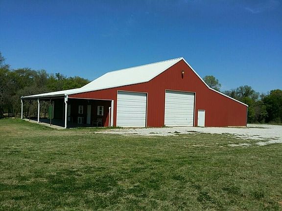 2nd image of 600 County Road 4668