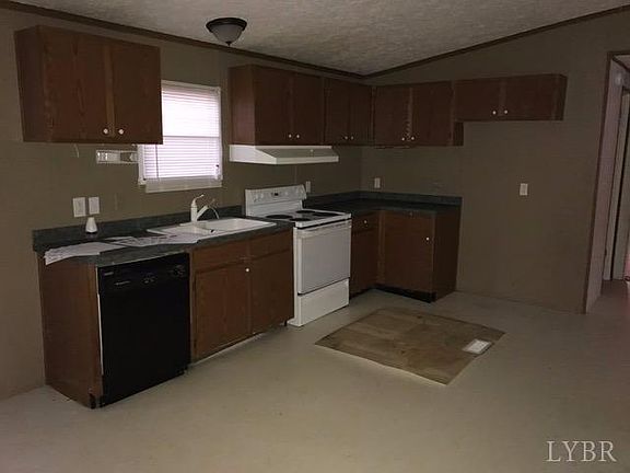 3rd image of 105 Sunnydale Ct