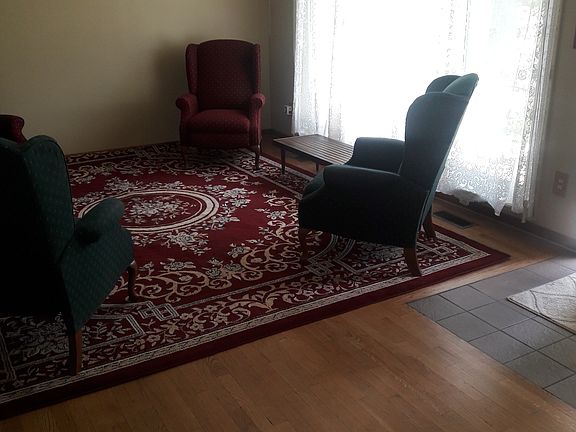 5th image of 3820 Marian Dr