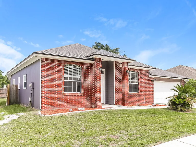 2222 Thomas Lynch Ct — Photo 3