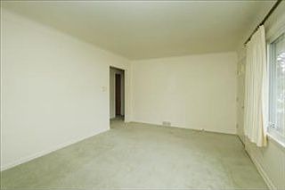 4th image of 10639 Schuur St