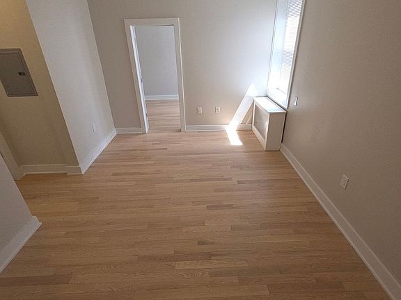 5th image of 37 Hague St APT 46