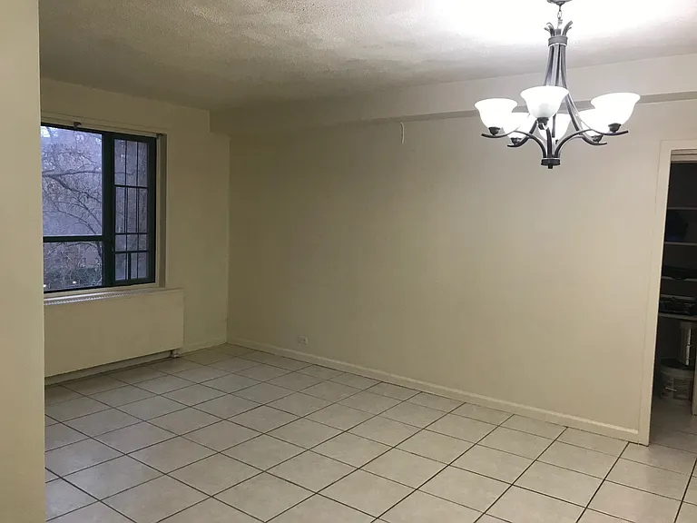 1594 Metropolitan Ave #4E — Photo 6