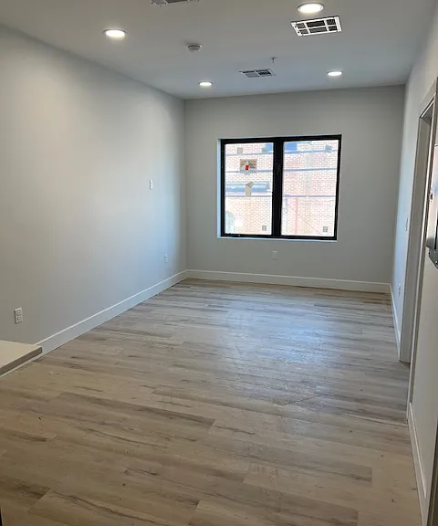 130 S 12th St #2C — Photo 3