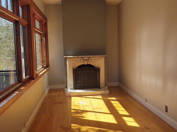 4th image of 42 Madrone Ave