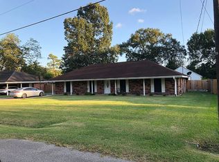 1513 Ruby Ln, Sulphur, LA 70663