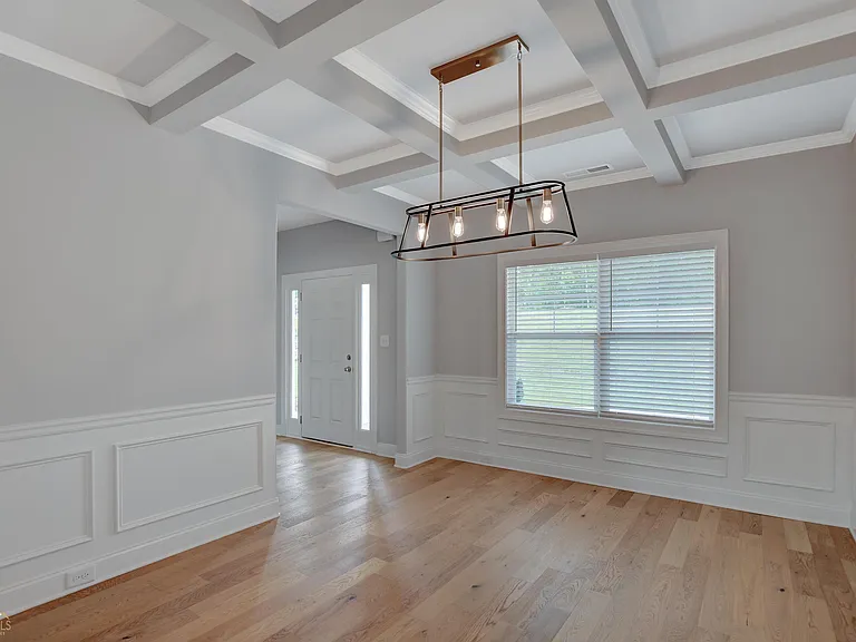 395 Chasewood Ln — Photo 6