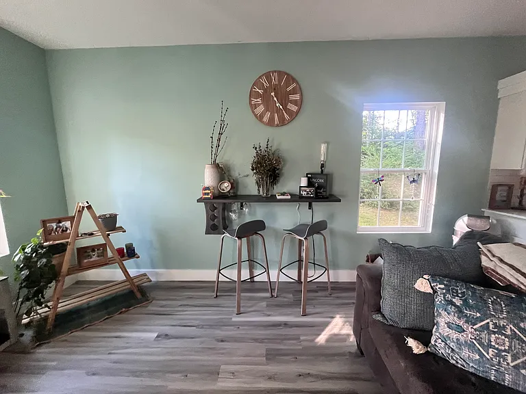 524 Asbury Dr — Photo 4