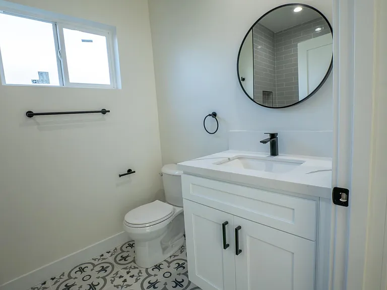 10819 S Western Ave #3/4 — Photo 12