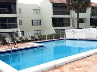 303 Racquet Club Rd APT 104, Weston, FL 33326