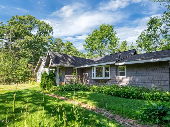 1937 NYS Rt 9N, Saratoga Springs, NY 12866