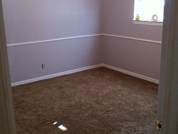 New carpet & paint upstairs