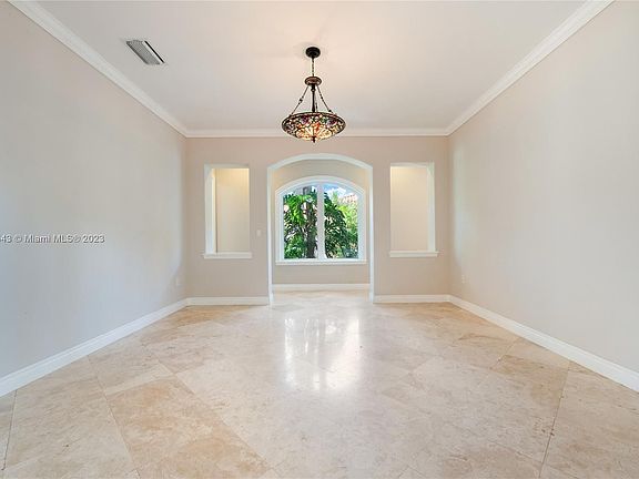 4th image of 13680 Deering Bay Dr