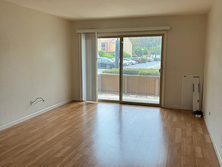 5930 Rancho Mission Rd #103 — Photo 9