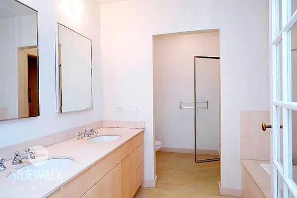 Rented by Sidewalk Realty LLC | media 29