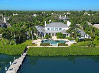620 Coconut Palm Rd, Indian River Shores, FL 32963