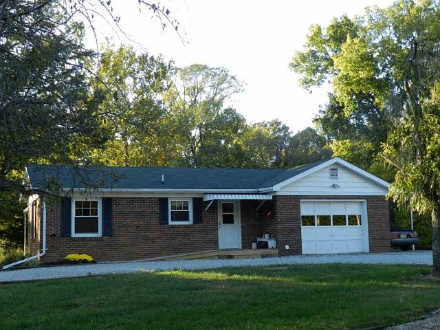 1st image of 1543 N Hurst Cir