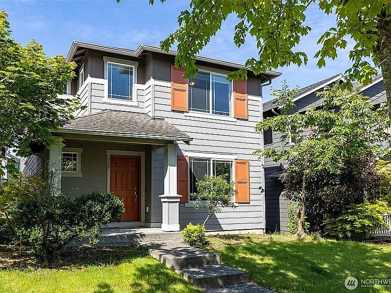 709 Crested Butte Blvd — Photo 2