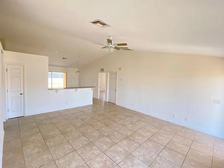 9 Tropicana Pkwy W — Photo 5