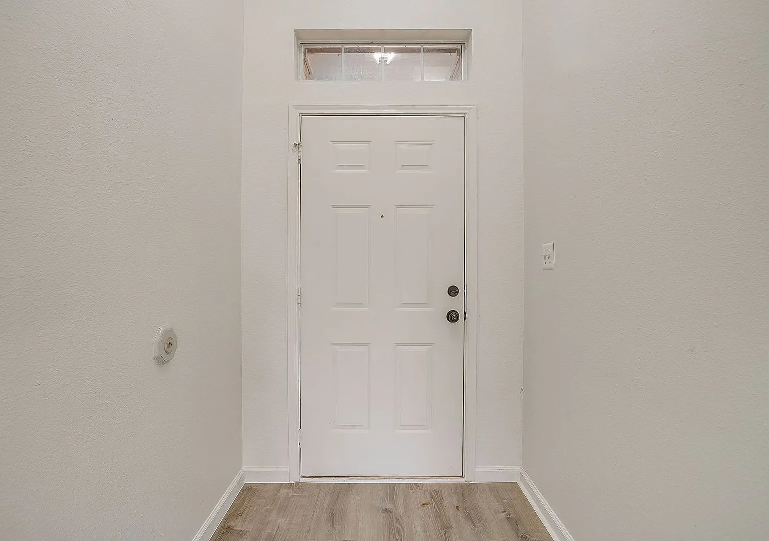 Very Cute 3 Bed, 2 Bath Home in Granbury Ready for New Tenants- 76048 — Photo 4