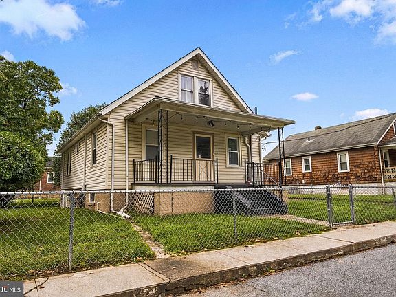 3rd image of 16 Sutton Ln