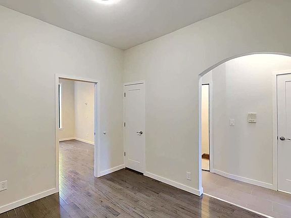 3rd image of 1244 Putnam Ave #1B