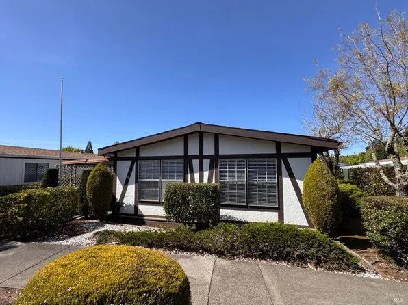 96 Glenoak Court, Santa Rosa, CA 95409