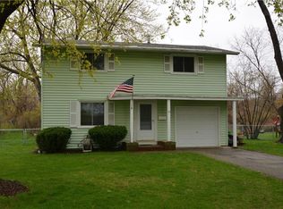 93 N Park Dr, Rochester, NY 14612
