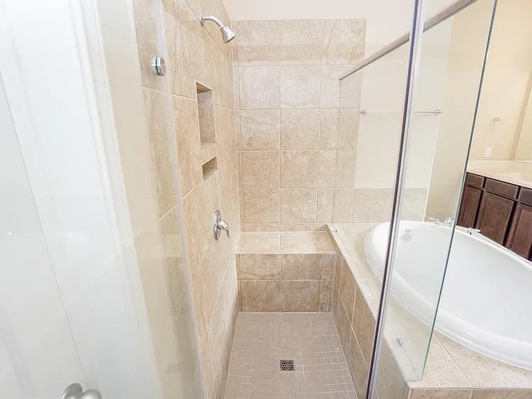 18327 High Summit Ln — Photo 20