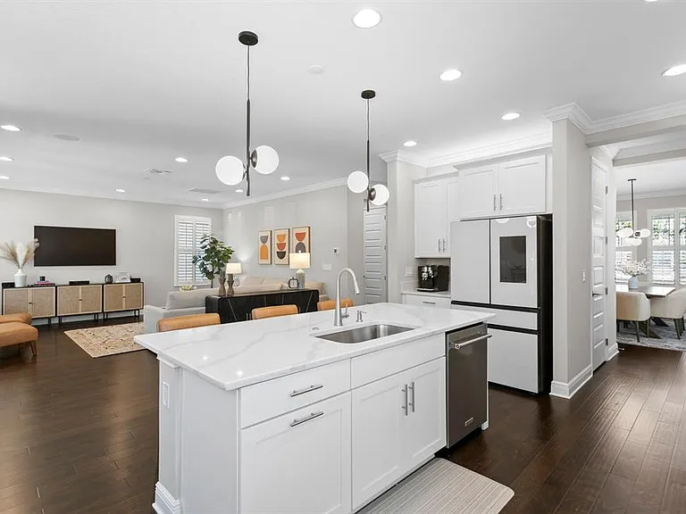 2702 W Cass St — Photo 9