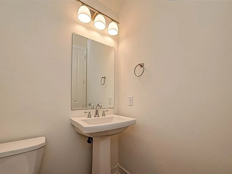 28214 Evergreen Cove Ln — Photo 19